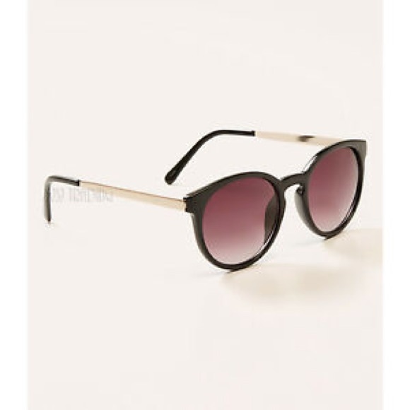 LOFT Accessories - Loft Keyhole Round Sunglasses - Black